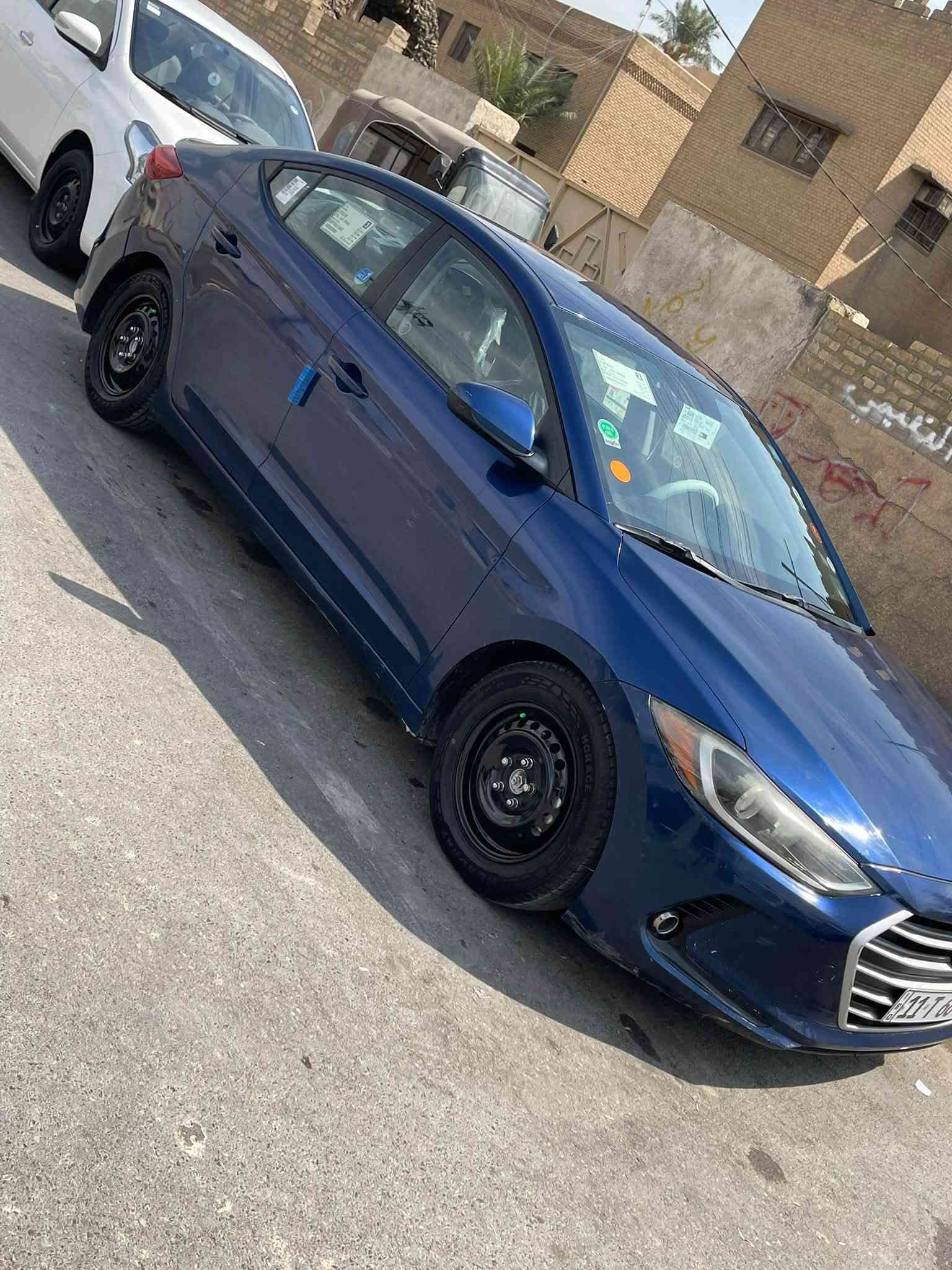 سلام عليكم النترا موديل ١٧ بيه ٣ قطع بدون دواخل كير محرك مكفولات تخم تاير جديد صدره جديد سياره جهزه وجديده تحويل مباشر عارضه ١١٠ وبيه مجال رقمي ***********
