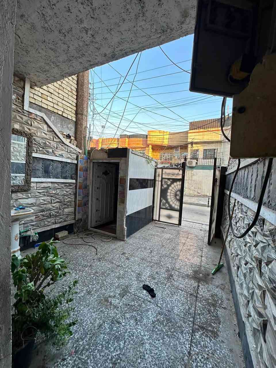 للإيجار 85 متر
يحتوي / استقبال ومطبخ وغرف نوم عدد 4نوم وخدمات٣طوابق 

الموقع / العقاري الثانية قرب

بدل الايجار ب٦٠٠ الف 🔒

للمعلومات اكثر مراجعة مكتب الأخوين

***********
