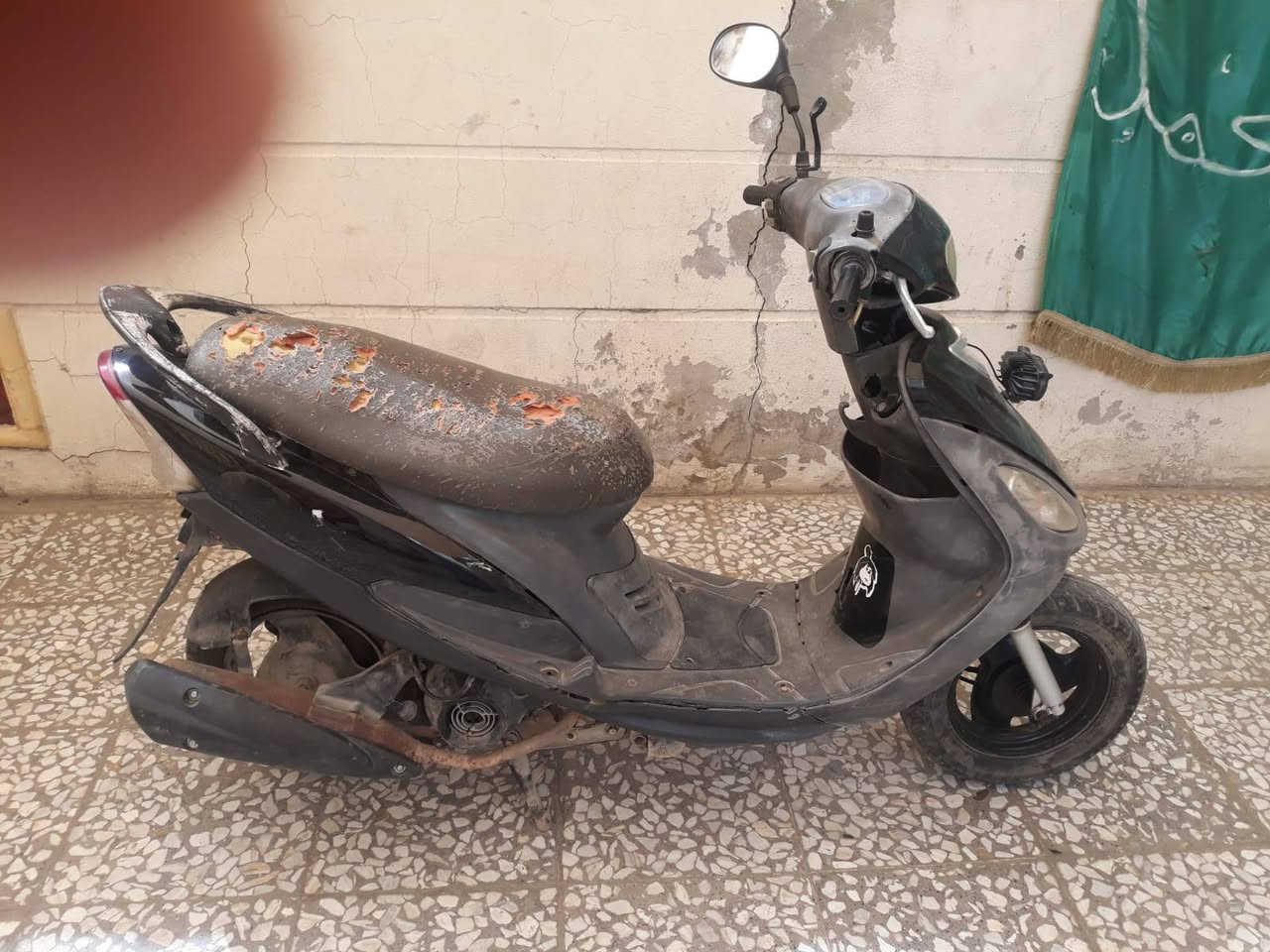 سلام عليكم  دراجه ماكس مغولي عوزه جاملغ سلف او هندر كهربايت كله شغله لا تنقيص وله تبخير السعر 300 او بيه مجال قليل مكاني حي اور ام الكبر ***********

