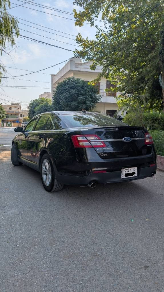 فۆڕد تەورەس ٢٠١٣ قەپات مواسەفاتی خلیجی 
کۆدی دەرگا
سڵاید 
سێ شاشە و مکەبەرە سۆنی aux w Bluetooth 
ناو زەرد 
کوشن کارەبای 
ئاوێنە کارەبایی و هیتەر 
سوکان ڤۆلیوم 
لایت زینۆن 
 کامێرە و حاسە 
دەبڵ جام و فۆتۆ 
گێڕ و مەکینەی بەشەرت 
مەکینەی بۆ واتەرپەمپیش نەکراوەتەوە 
تازە سێرڤسی بۆ کراوە ڕۆن و هایدرۆلیکی نوێیە 
پێش و دووای تازەیە 
٤ تایەی تازەی لە ژێرە 
سەنەوی و هەزەی نوێیە 

یەک دەرگای بۆیاخە و سێ پارچەی گۆڕدراوە بە بیلادی 

نرخی ١١٥ مەعامەلە 

*********** السليمانية, العراق
