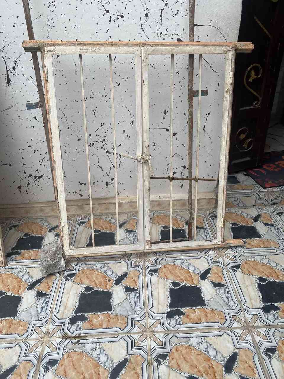 شباك • باب • كاملات