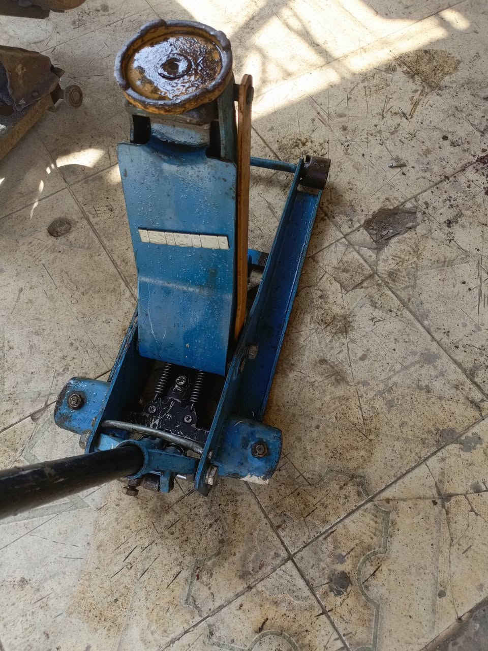 سلام عليكم
مازدات استاركس نظيف لبيع شغال عل فحص سعرهن ب٣٠ الف بيهن مجال 

جك عربانه نظيف شرط فحص سعره ١١٥ وبي مجال 

مكاني ديالى بعقوبه 

رقمي ***********
