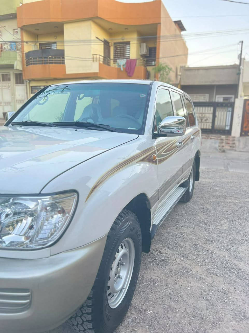 لاندكروزر بو فروشتن موديل 2001 مواصفات عادي كير و مكينة و ئةكسل بة شةرته رقم و سنويه وهةزة هةموي تازيه بة ناوي خومه 3 پارجةي بوياغ شوينم كركوك
*********** كركوك, العراق
