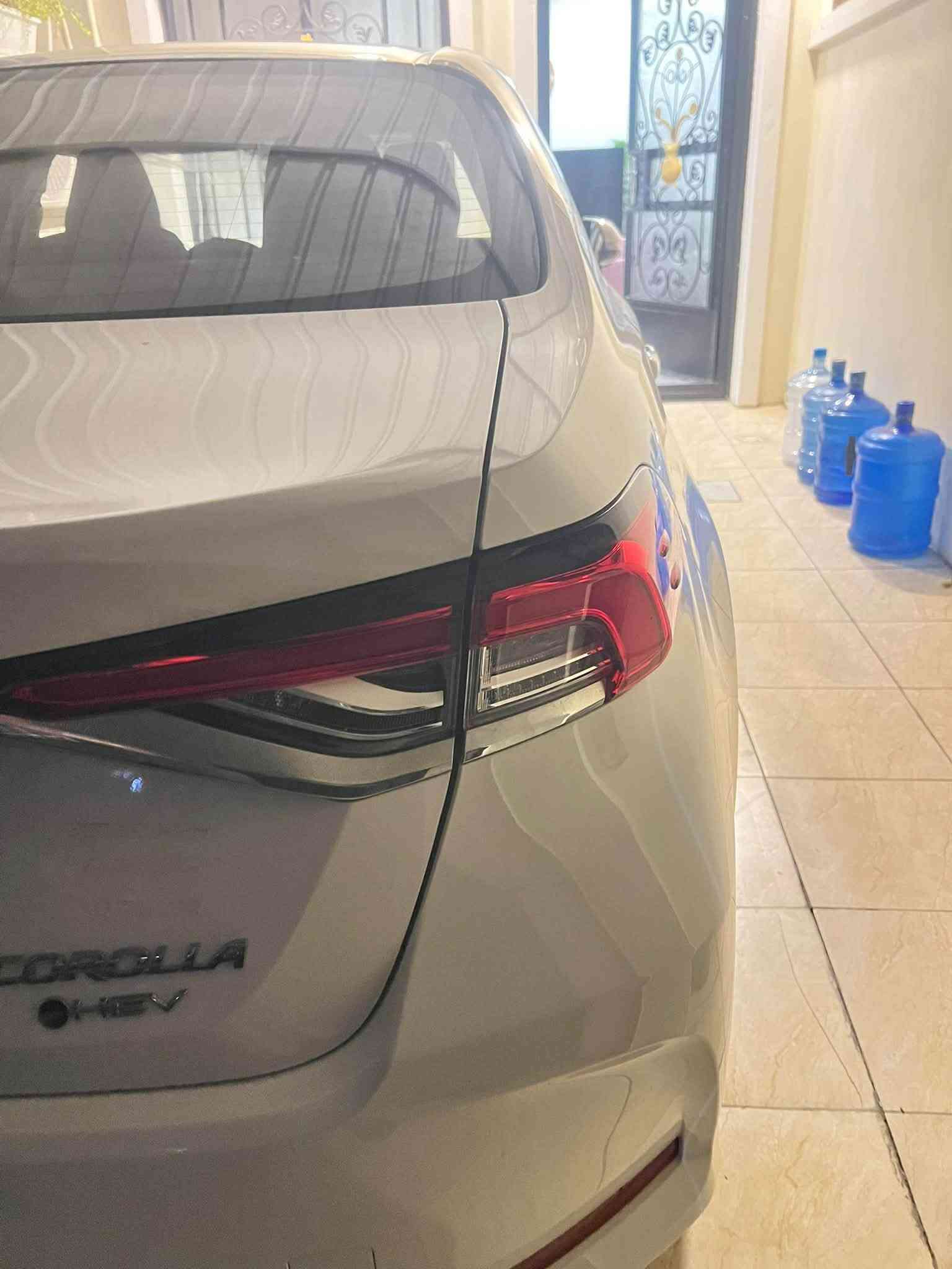 خليجي هايبرد بدون رقم
✅ زيرو

✅ الموديل 2025

✅ سعة المحرك 1,8L

✅ مرتبط بناقل حركة أوتوماتيكي 

✅ لايت زينون

✅درايف مود  

✅ ويل كب 15

✅ مفتاح التشغيل بصمة

✅ دشبول ديجيتال 

✅ شاشة اصلية

✅ المقاعد مخمل 

✅ تتسع المقصورة ل 5 ركاب

✅ مثبت السرعة Cruise

✅ تحديد المسار

✅ المودات والأوامر الصوتية

✅ فحص أنظمة السيارة 

✅ حساسات ضغط اطارات 

✅ تبريد شاشة

✅ قطعتين تبريد

✅ هاند بريك بصمة

✅ نظام مانع الانزلاق 

✅ا ISOFIX    ايزو فكس

✅ اوتو هولد Auto Hold 

✅ اشارة في المرايا الجانبية

✅ مخرج منفذ الطاقة

✅ ا  Bluetooth 

✅ تطعيم الدواخل ألمنيوم 

العنوان بغداد العامرية
***********
