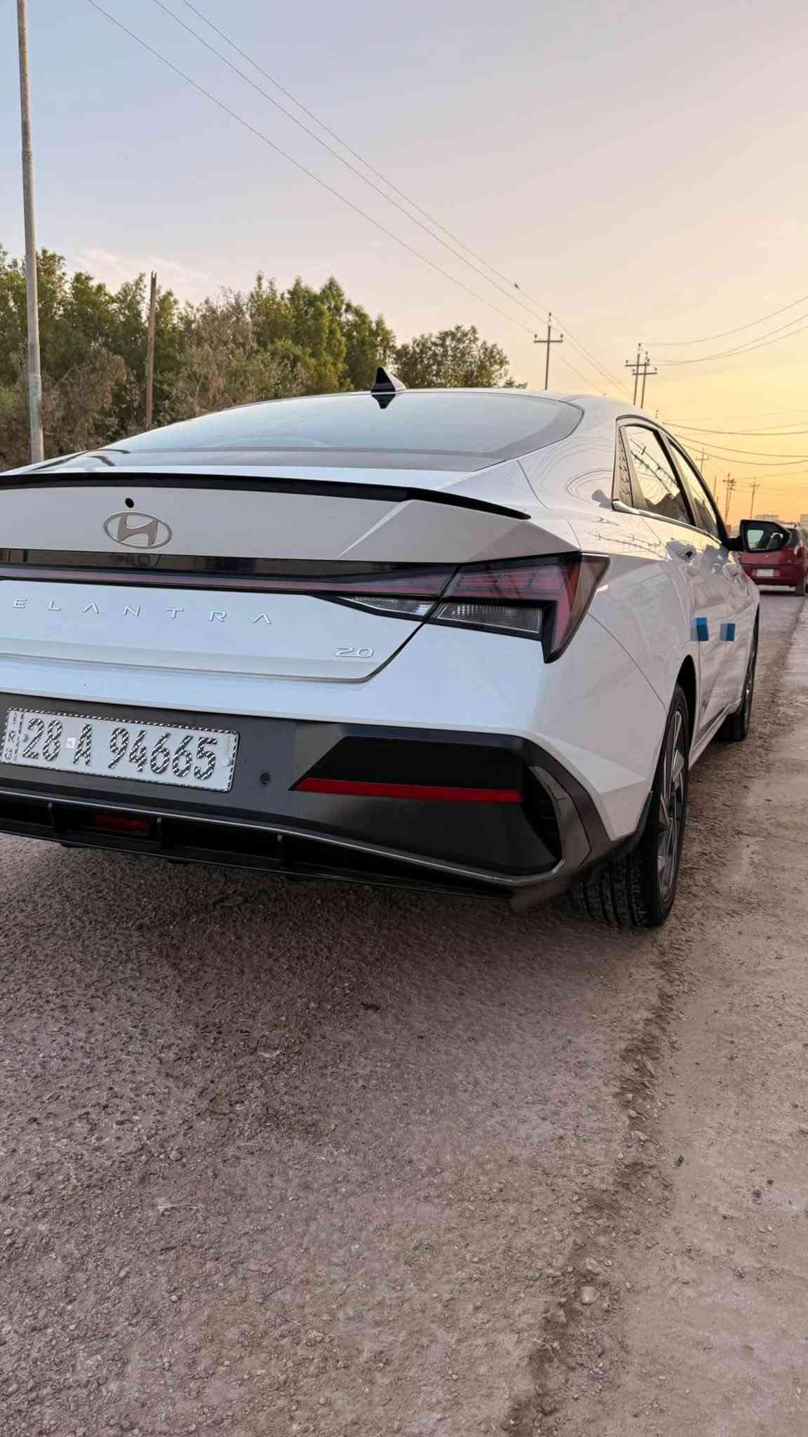 سلام عليكم النترا 2024 وكالة الاولى موتورز محرك 2000 خليجي رقم نجف دولي فتحه بصمه حساس امامي خلفي كامره خلفيه ويل17 تخم تاير جديد تبريد امامي خلفي داخل بيجي شاشه داعمه للابل كاربلي شاحن وايرلس وباقي المواصفات معروفه مكفوله كفاله عامه  ماشيه 72 172 وبيه مجال مكان نجف ***********
