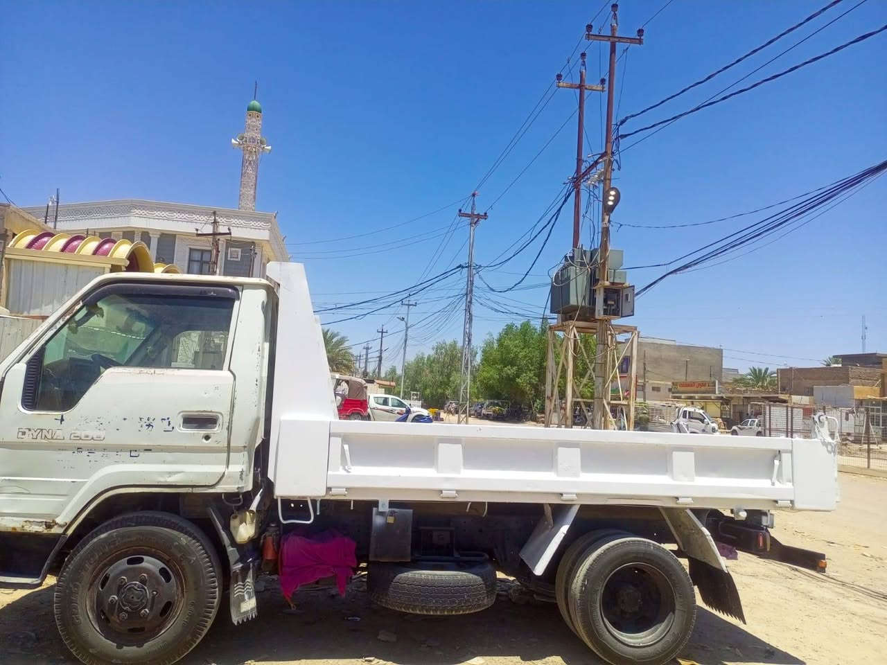 دوج للبيع رقم ديالى دولي سنويه بسمي السعر ٧٥ بيه مجال ***********
