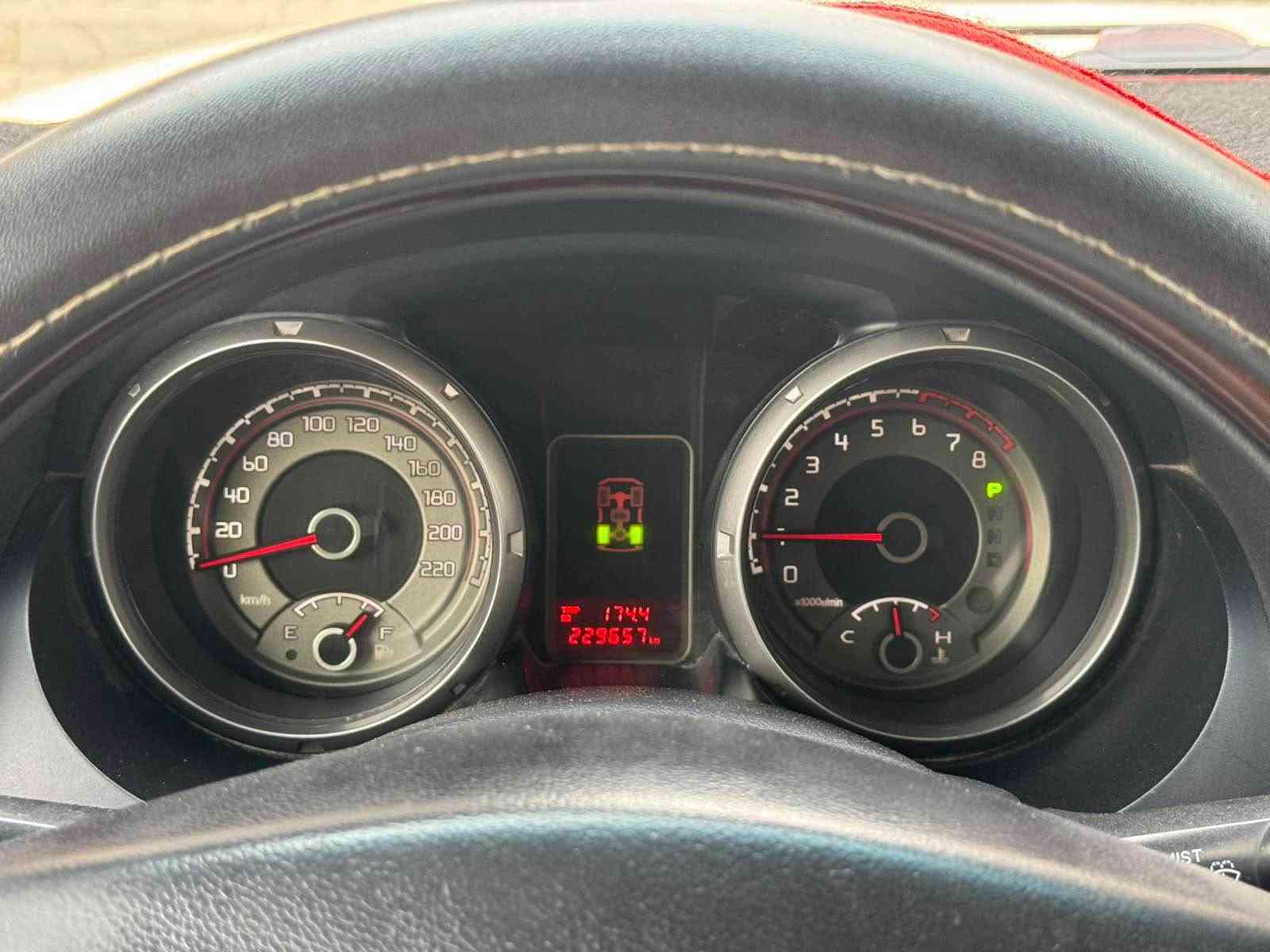 باجيرو • ٢٠١٢ • محرك ٣٨٠٠