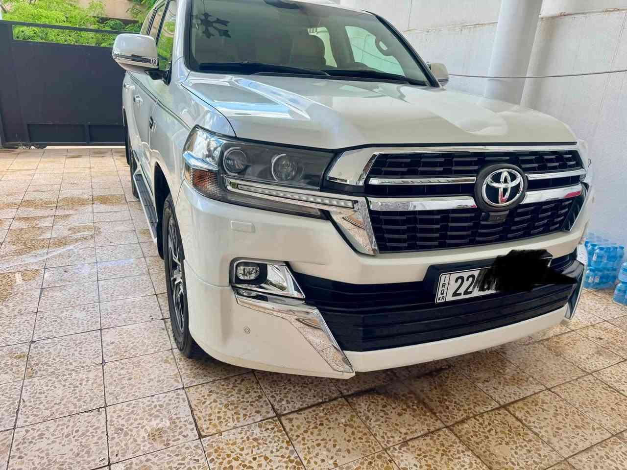 لاندكروزر 2021شركة ساز  باب اول V8 ماشية 79 رقم اربيل فول مواصفات للاستفسار ***********
