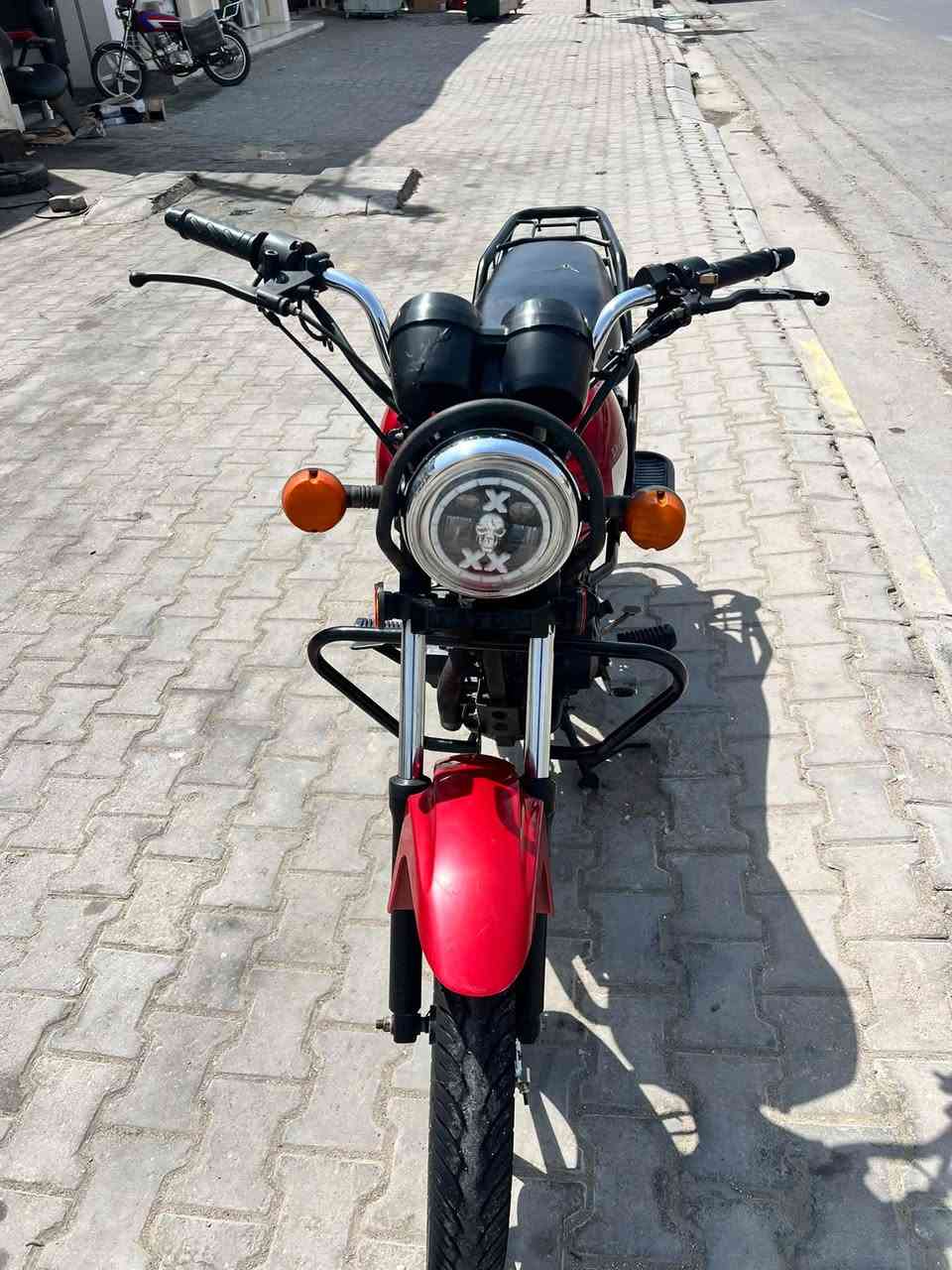 دايوان. موديل. 2019 دراجه نضيفه. وناعمه. مكينتها ناعمه.  دراجه. مكانها.  كربلاء حي العامل سعرها. مليون. و100 وبيها مجال للشراي اوراق. اصولي. ***********
