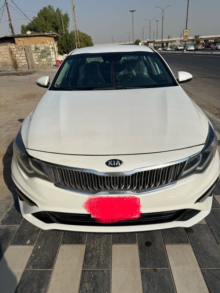 2019 بيها جاملغ وبنيد والباقي كلين نضيفه جدا. ماشيه ٦٠ رقمها بغداد بااسمي سعرها ١٣٢ رقم تلفوني ***********
