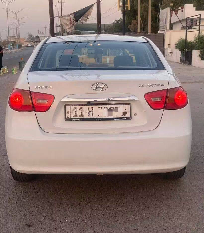 السلام عليكم
✅ النترا 2011 رقم بغداد نكليزي بسمي
✅ بيها قطعه فقط شرط السونار. 
✅ محرك 2000 بلادي. 
✅ تبريد ثلج❄+ تخم تاير جديد. 
✅ يدات نيكل. اشاير بلمراه. شاش. كامره. حساس خلفي.
مكان السياره صلاح الدين قضاءبلد الضلوعية 
للاستفسار ***********
