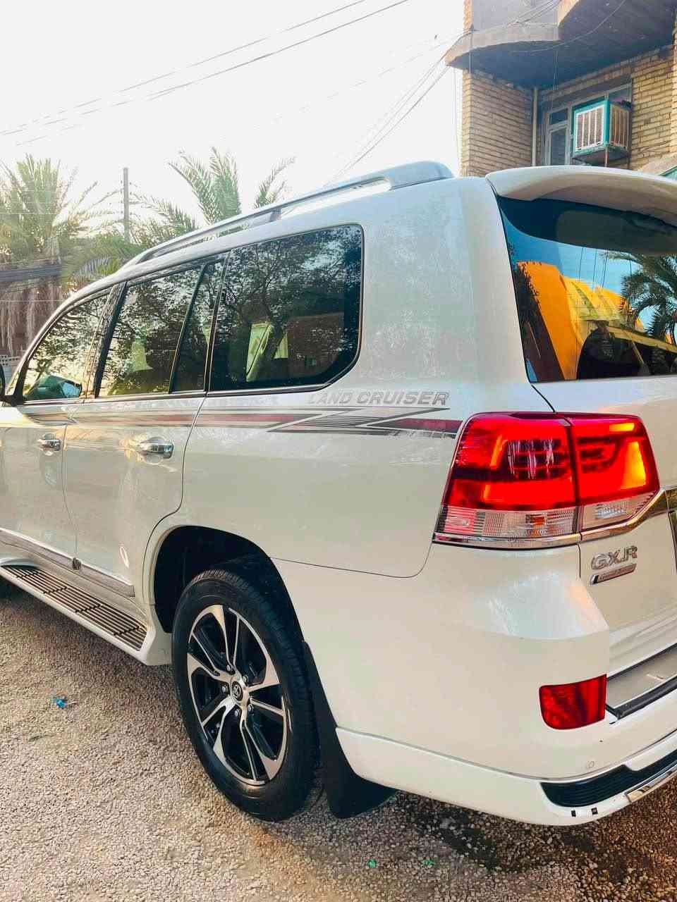 لاندكروز رقم بغداد موديل ٢٠٢١ بيه مكانين بارد السياره حلوه ماشيه ٨٠ الف مواصفات فول ٥ بصمات استعمال بيت مكاني كربلاء السعر ٥١٠ اتصال *********** كربلاء, العراق
