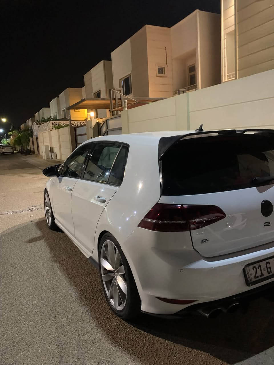غولف R • ٢٠١٦ • ١٠٢٠٠٠ كم