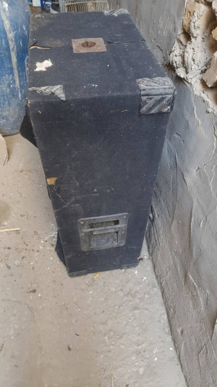 البيع سعر خاص
من الناصرية احي الشهداء 

***********
