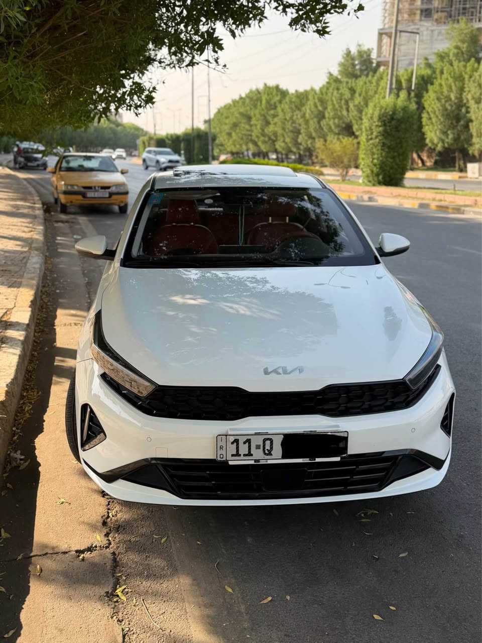 كيا كي ثري K3

موديل 2024 خليجي 

محرك 1500 دبل نوزل 

رقم بغداد 

مكفولة من الصبغ والتبديل بيها فقط بارد شوي بل جاملغ الايمن 

ماشية 23000 الف كيلو 

فول مواصفات 

فتحة 

بصمة 

تحكم ستيرن 

شاشة كبيرة 

عدادات الكترونية 

شاشة ديجيتال 

حساسات امامية خلفية 

هاند بريك بصمة 

اربع انظمة قيادة سمارت . ايكو . سبورت . نورمال

اوتو هولد توقف ذاتي 

السعر 138

مكان السيارة بغداد الكاظمية 

والشراي يتصل ***********

*********** بغداد, العراق
