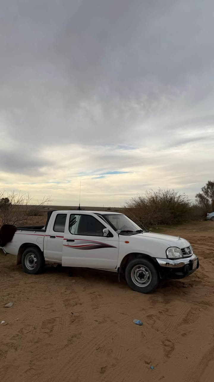 نيسان • ٢٠١٢ • قطعتين بدون دواخل