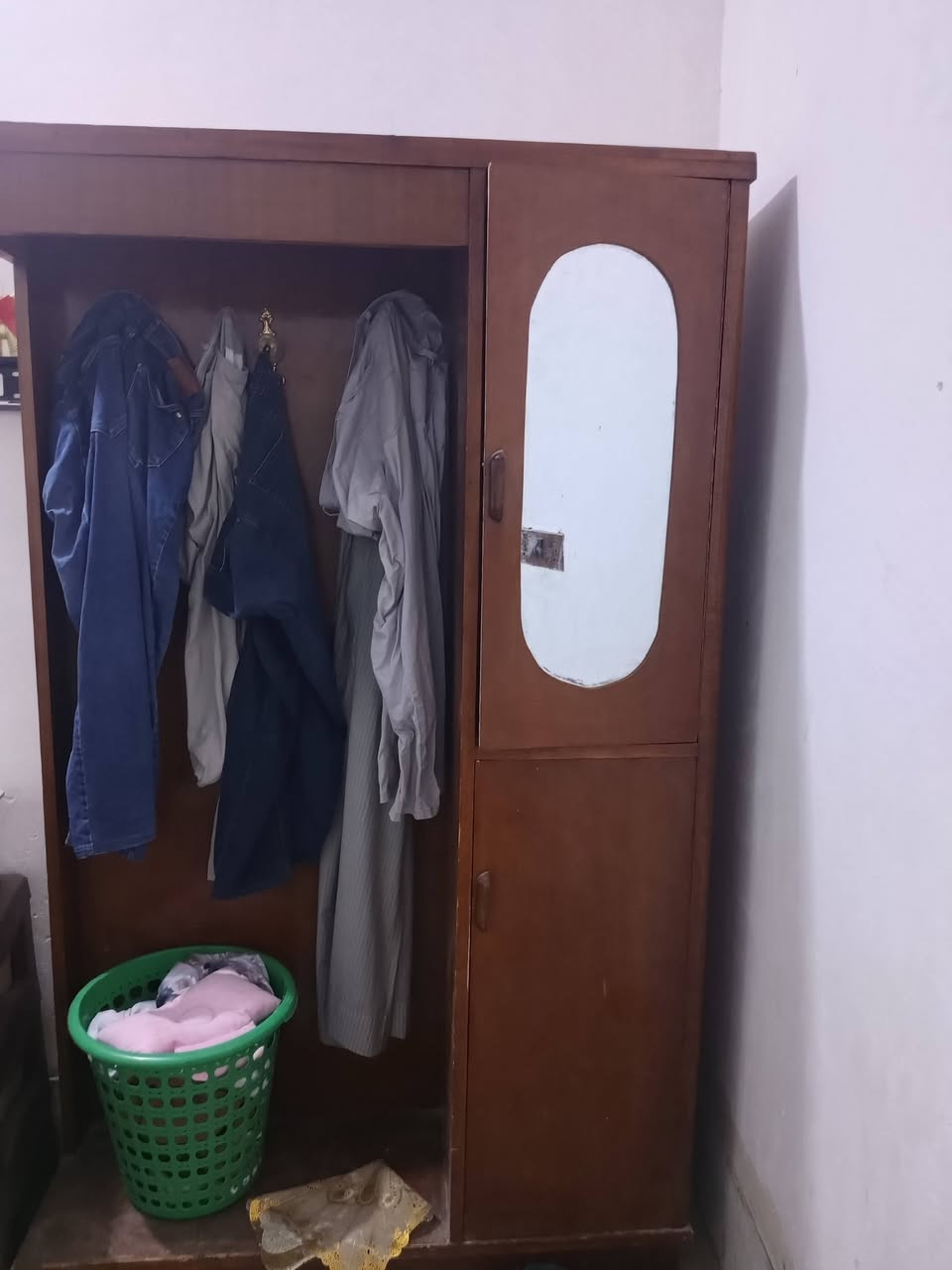 سلام عليكم بيع مستعجل ستعمال قليل بوفيه تزكام ب150وبيه مجال مستخدمه شي قليل والله سويته ب400بس متوازي وزاويه ب75 نضيفه ستخدام هم قليل مانت الله نضيفات مو سعارهن بس عندي ضرف الاتصال ***********
