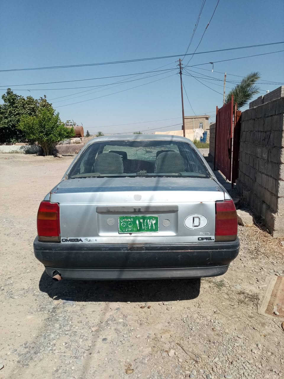 اوبل اوميكا 
السلام عليكم اوبل اوميكا حجم 20رقم نينوى فحص شرط التحويل الشرعي بل ديره كير توماتيك شرط محرك شرط كهربائيات كلها شغاله طخم امامي خلفي شرط طخم تواير جدد داخل جديد السيارة جاهزة السعر 17وبيها مجال مروس يرهم ***********
