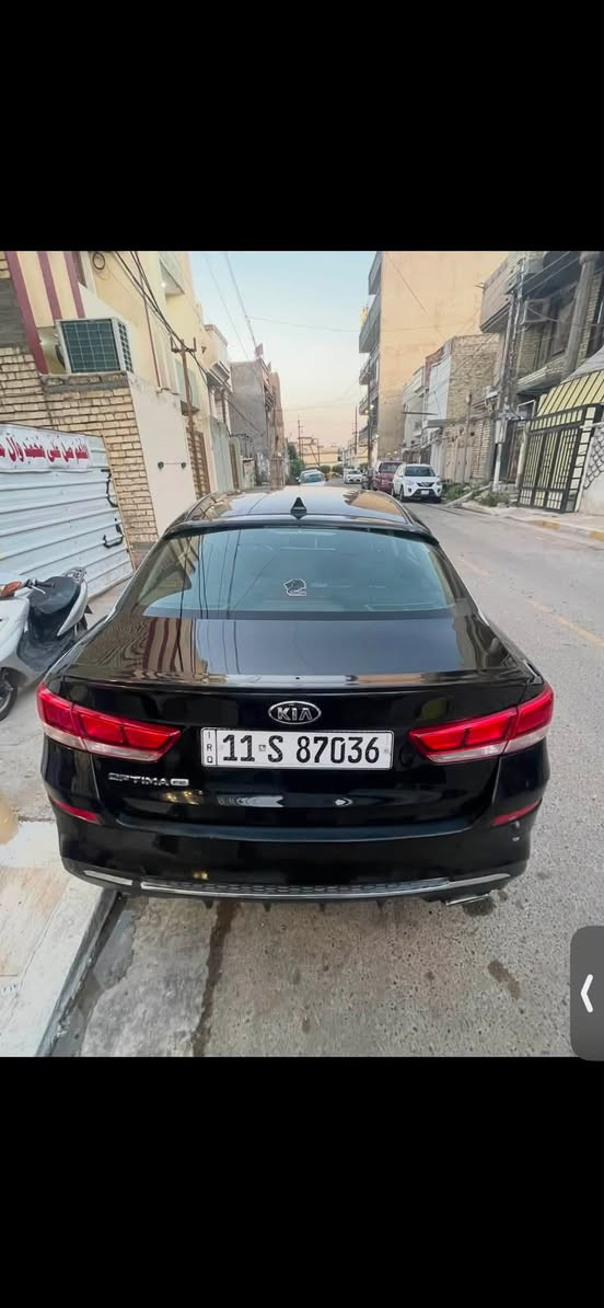 السلام عليكم
كيا اوبتما ٢٠٢٠ 

وارد امريكي 

ماشيه٩٧

لون اسود

رقم بغداد بسمي 

حادثها فقط بنيد صبغ ودعامية

مواصفات 

لد نهاري

ماصدات جديد

تاير جديد

شاشه

كار بلي

كامره دواره 

حساسات

كروز سرعه

تحديد مسار 

رادار

نقطه عمياء

اشاره بالمرايه

مانع انزلاق 

تحكم ستيرن

٣ وضعيات سياقه

مكينه ٢٤٠٠ جي دي اي

لايت زنون

كير مكيته تبريد كفاله

السياره صافيه ونضيفه

مكاني بغداد الحريه 

السياره معروضه125 وبيها مجال

للاستفسار *********** واتساب
