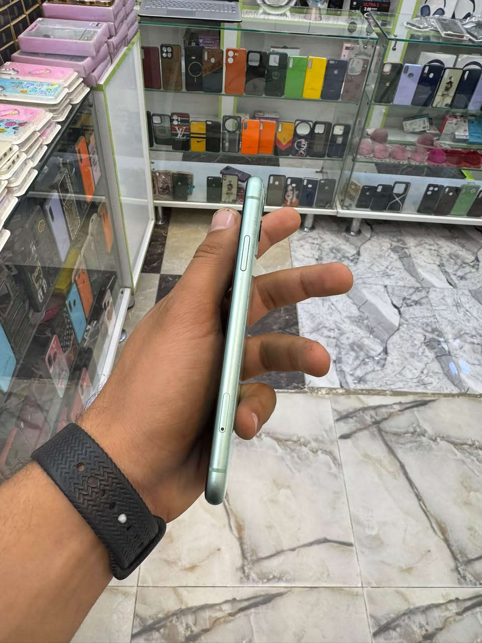 آيفون ١١ • بطارية مستبدلة • فيس ايدي معطل