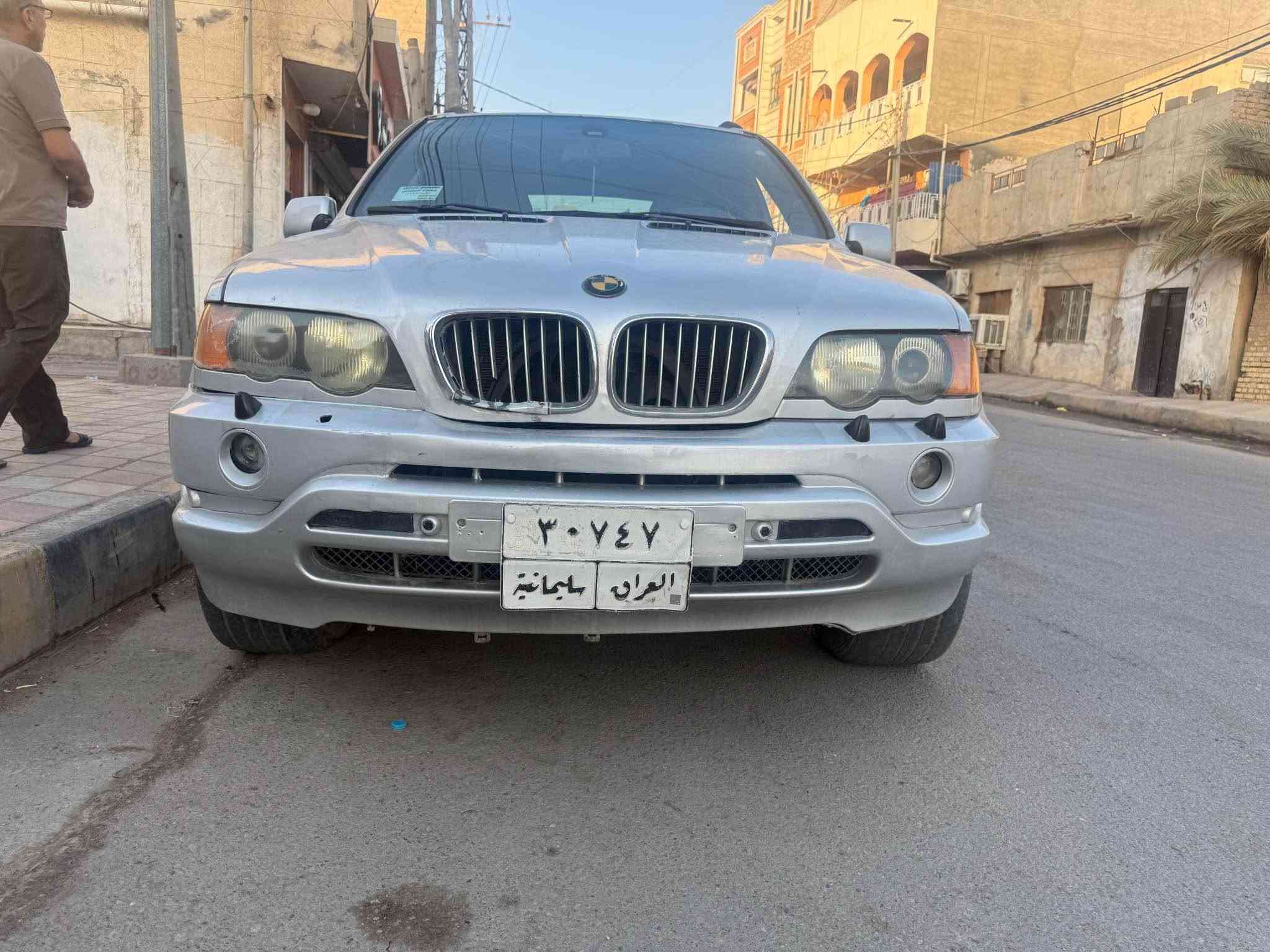 🚘 BMW X5 للبيع

• الموديل: 2005
• المحرك: 8 سلندر
• الكير: مبدل
• تبريد: شغال، يحتاج نقص غاز
• كهربائيات: نص ونص
• حادث: ربع بنيد
• منظومة: غاز + بنزين 
•صدر  نص عمر 
• السعر: 75 ورقة 💵

السيارة على وضعها، البيع للجادين فقط.
*********** بغداد, العراق
