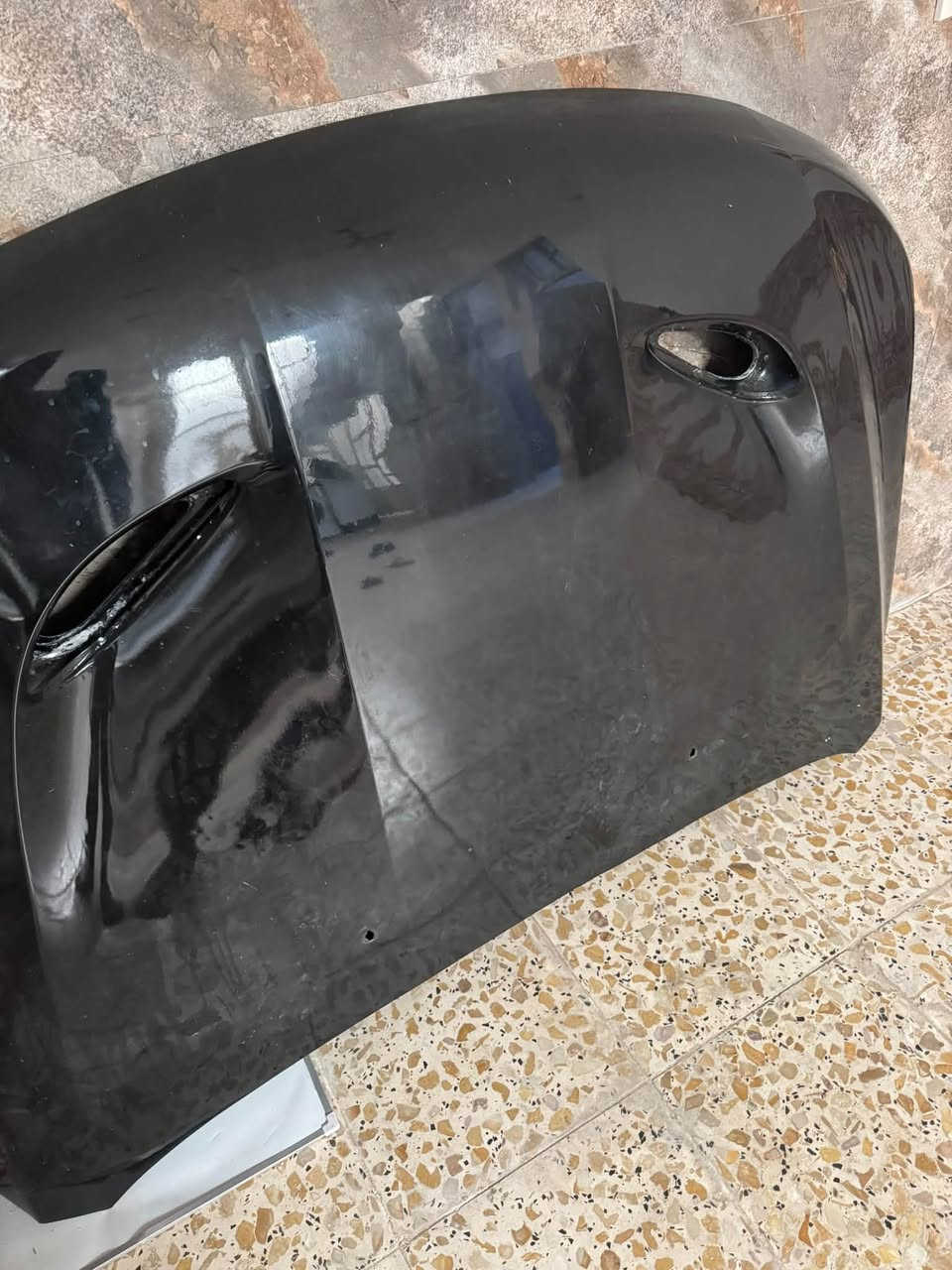 بنيد جيب srt حديد  وموجود بنيد عادي هم اسود نظيف هم سعره ٥٠ الف 
يرادله تصليحات لان بي رصعات 
بدون شبابيك بدون بطانه 
سعره مناسب ٥٠ الف 
مكاني رائاسه العبيدي 
***********

