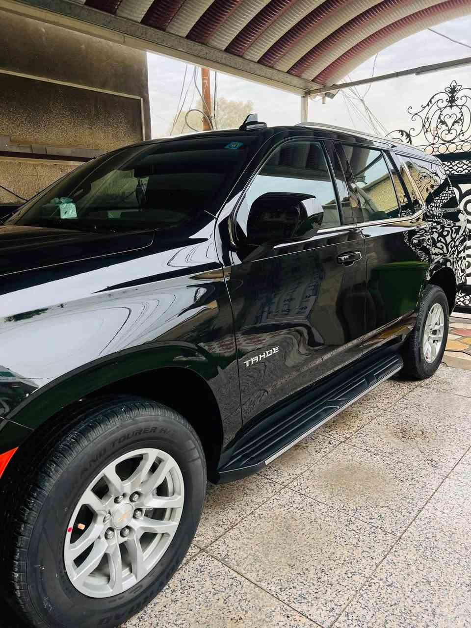 بعد التوكل علا الله للبيع تاهو موديل ٢٣  ماشيه ٧٠ الف كيلو سياره كفاله وجديده  مكان بابل  ***********
