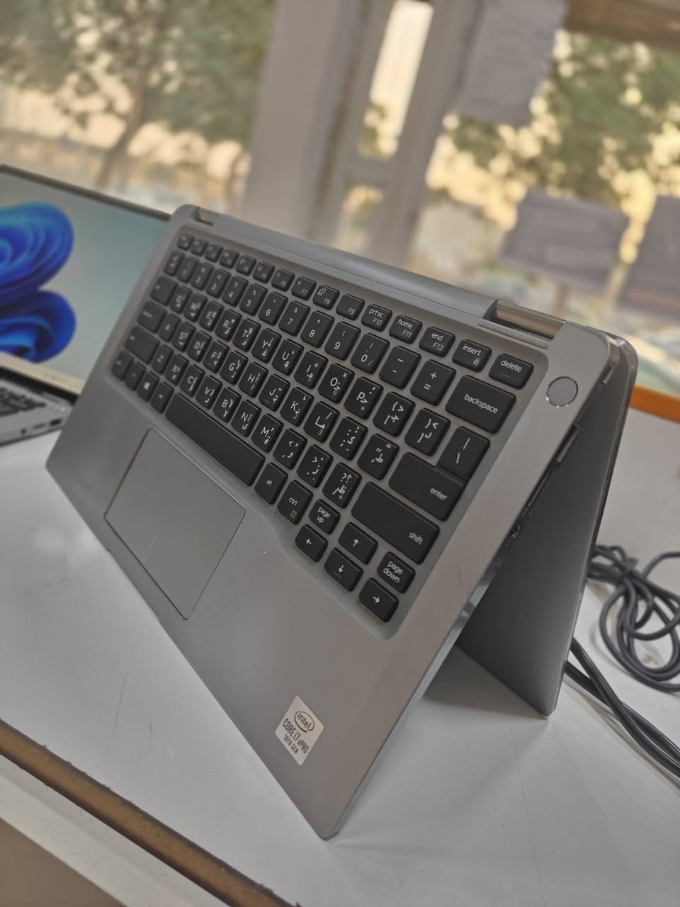 Dell 9410 X360 • Core i7 جيل ١٠ • رام ١٦GB