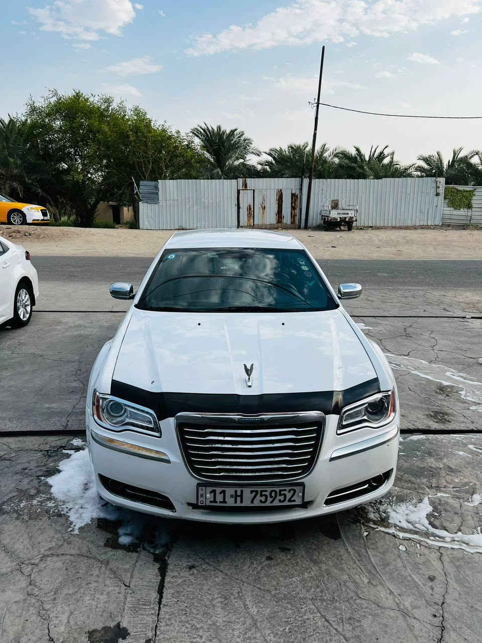 اللهم صلي على محمد وآل محمد
موديل 2012 

السيارة كلين تايتل وارد كندي 

المحرك : 6 سلندر 3600 c

رقم بغداد بسمي تحويل مباشر هزه جديده سنوية 29

ويل مكسيكي 

شاشة كبيرة

كامره خلفية 

داخل صاج 

كشنات جلد تحكم كهرباء جهتين

تحكم ستيرن جهتين

كير طيارة

فئة ال C

مكان السيارة الناصرية 

***********

السعر 175
