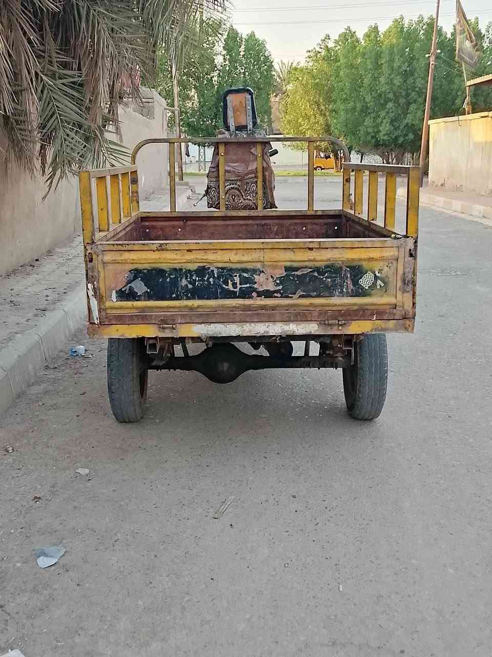 سلام عليكم ستوته للبيع MTR أوراق شاصي مكفول محرك مفتوح إكسل همر 5برغي كله جديد ضفيره جديده كهربايات كله شغاله عام عوزه بس تعديلات بسيطه السعر 800.بيه مجال مكان ميسان قلعه صالح الاتصال 
   
***********
