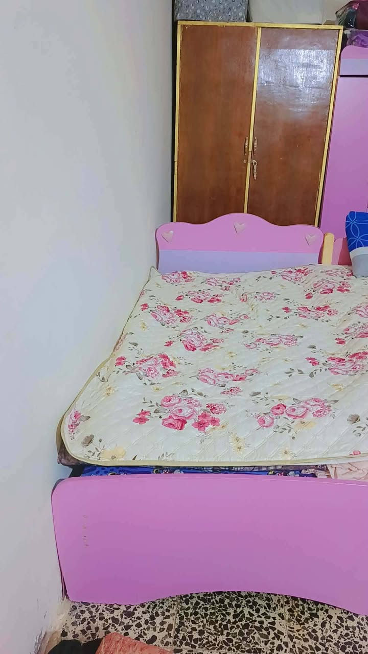 رالسلام عليكم غرفه نوم للبيع تركيا سعر خاص رقمي هاتف وتساب بعقوبه كنعان نهر ابراهيم *********** مصطفى مكلف بالنشر
