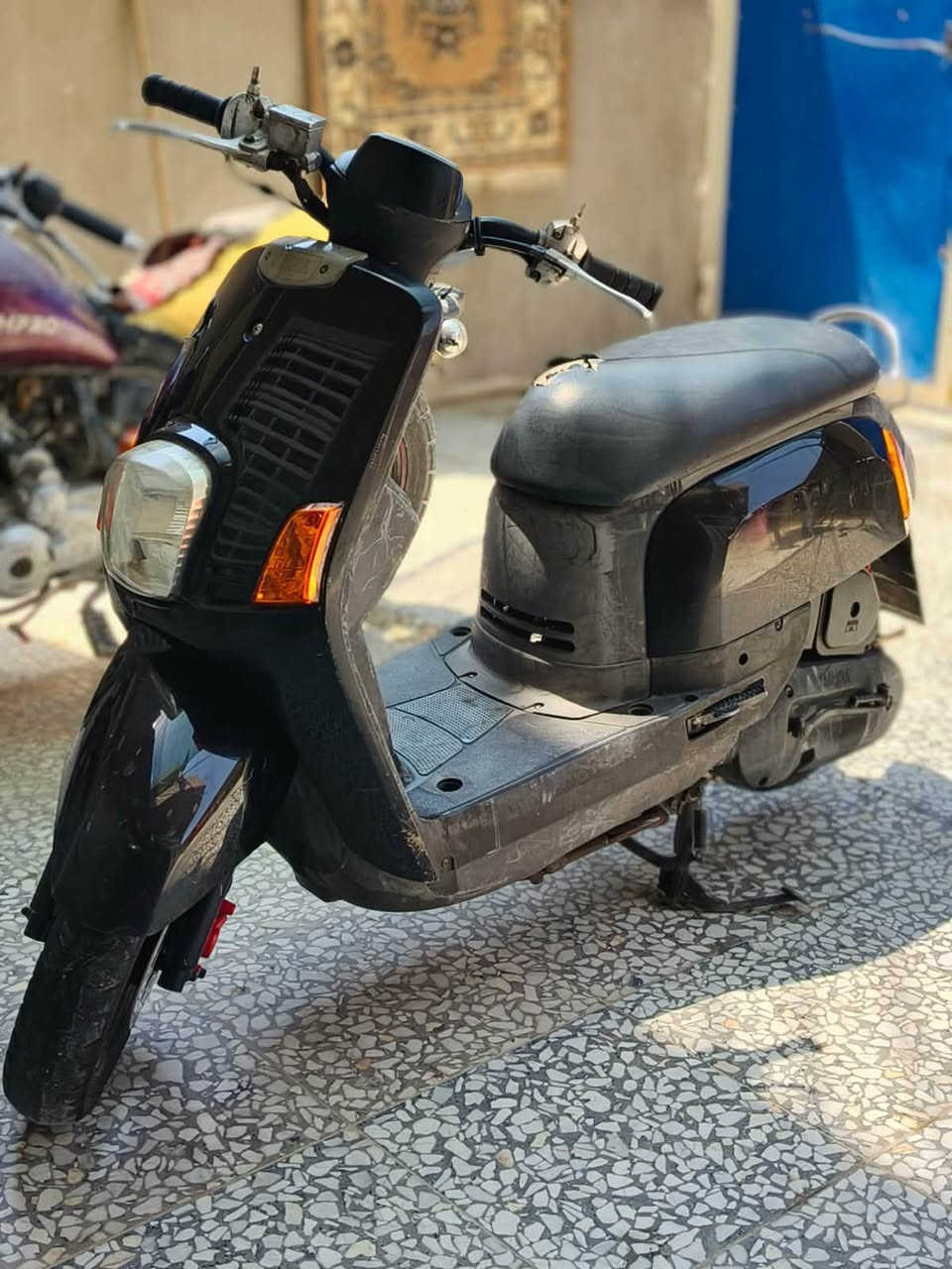 السلام عليكم
ماكس بوليس كابريتر حاويه🛵🎌 ما صارله هواي من نازله من الرمبه مشتريه ب٢٦/٧ منزله ١٠/٨ كلشي مكفول بيه كهربائيات محرك البانزين محسن ودهن درجه اولى الله شاهد
 
السعر ٩٥٠ وييه مجال

 مكاني نجف حي النداء شارع المجمعات الرئيسي 

الرقم ***********
