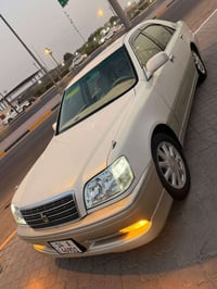 ملكة جنون • ٢٠٠٢ • رقم البصرة