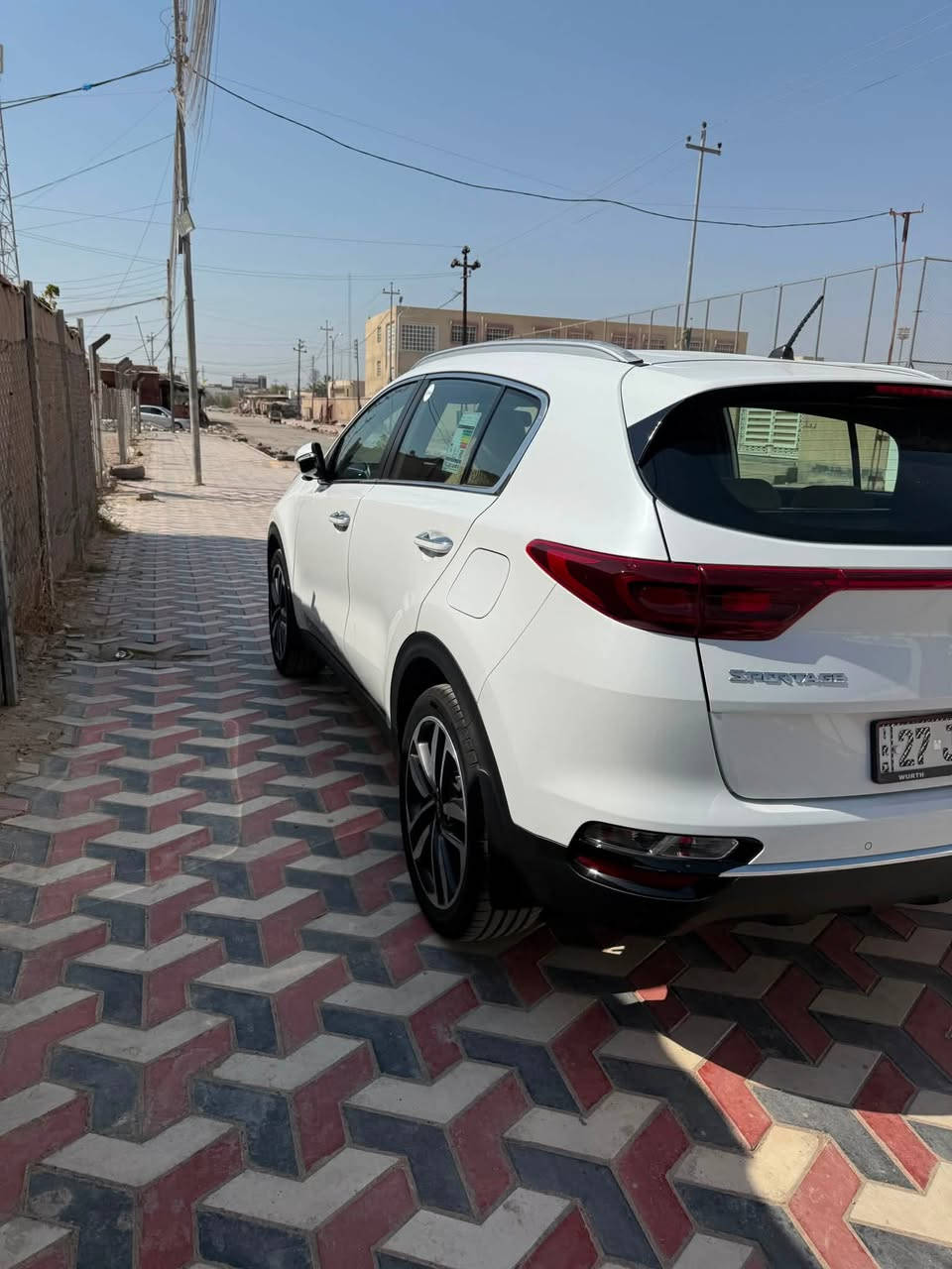 السلام عليكم
سيارة سبورتج مديل 19 خليجية

رقمها ذي قار 

مكانها ذي قار الشطرة 

السياره كفالة عامة 

كشر ومحرك وكير 

بيها باردات فقط 

السياره بسمي شرط التحويل ثاني يوم 

للتصال ***********

السعر 180 وبيها مجال للشراي
