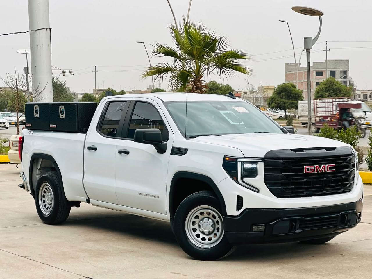 السلام عليكم
2024 GMC SIERRA K1500

جيمسي سيرا 

بصمة تشغيل عن بعد

2700 توين تيربو

دفع رباعي AWD 4*4

كير تعليك

كشن كهرباء

رادار خلفي

رادار امامي

 تحكمات ستيرن

مثبت سرعه 

تحديد مسار

لايت زنون

الحادث جملغ سايق شبر حافة بنيد 

دواخل و شاصي مكفولة 

ايرباك ستيرن راجع سستم

السعر225 بدون رقم 

مكان السياره اربيل📍 (معرض اربيل كارس )

للاستفسار والجاد بالشراء الاتصال ع الرقم

***********☎️📞
