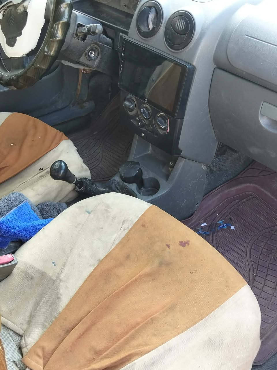 سايبه موديل 18جاهزه من كلشي كير مكينه تبريد سنويه مصاقطه مصفره هيئه وغرامات سعر 35بيه مجال شراي يتصل على الرقم مكان ديوانيه طريق عفك ‏‪***********‬‏
