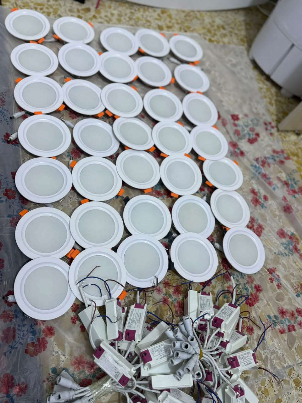 كلوبات • ١٢سم • ٣٩ قطعة