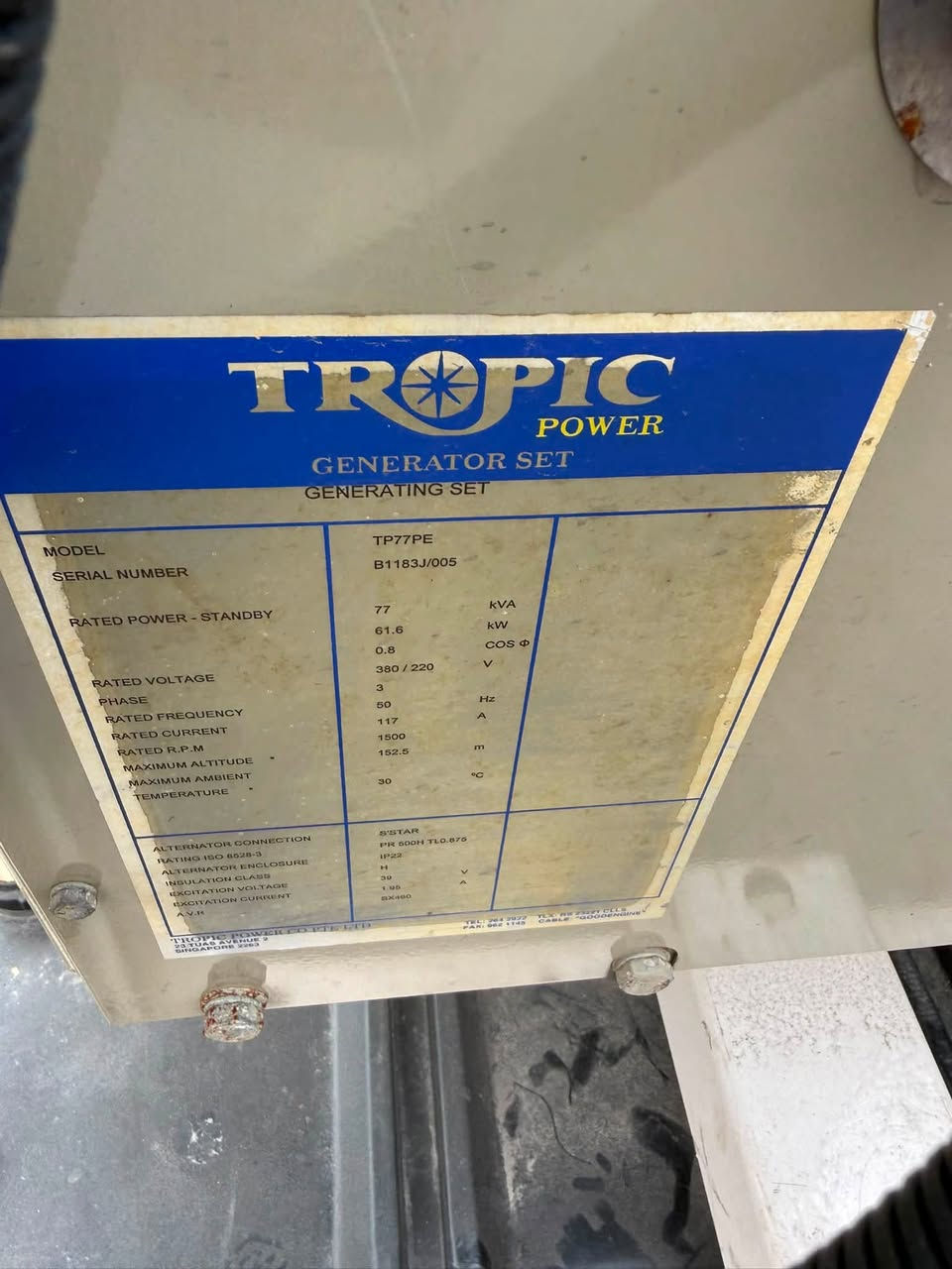 TROPIC POWER - مجموعة مولد كهربائي
•  الموديل: TP77PE
•  الرقم التسلسلي: B1183J/005
•  القدرة المقننة - احتياطي: 77 كيلو فولت أمبير / 61.6 كيلو واط
•  معامل القدرة: 0.8
•  الجهد المقنن: 380 / 220 فولت
•  عدد الأطوار: 3 فاز
•  التردد المقنن: 50 هرتز
•  التيار المقنن: 117 أمبير
•  السرعة المقننة: 1500 دورة في الدقيقة
•  أقصى ارتفاع: 152.5 متر
•  أقصى درجة حرارة محيطة: 30 درجة مئوية
•  توصيل المولد: ستار S/STAR
•  التصنيف ISO 8528-3: PR 500H TLG.876
•  حماية المولد: IP22
•  فئة العزل: H
•  جهد الإثارة: 39 فولت
•  تيار الإثارة: 1.95 أمبير
 ***********. ***********مكان اربيل توصيل موجد
