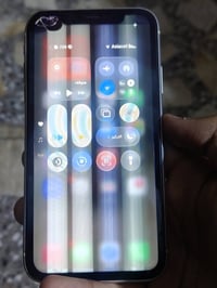 آيفون ١١ • ابيض • شاصي نضيف