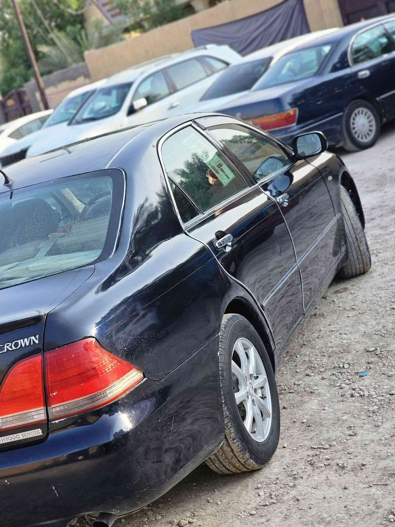 للبيع شاهينه 2005 كصتين  شاصي 82 داخل جلد شكره تبريد قطعتين ثلاجه خلفيه 3 قطع برده جامه خلفيه وبيبان السياره فول بطن سعره ب 30 وبيه مجال 
***********
