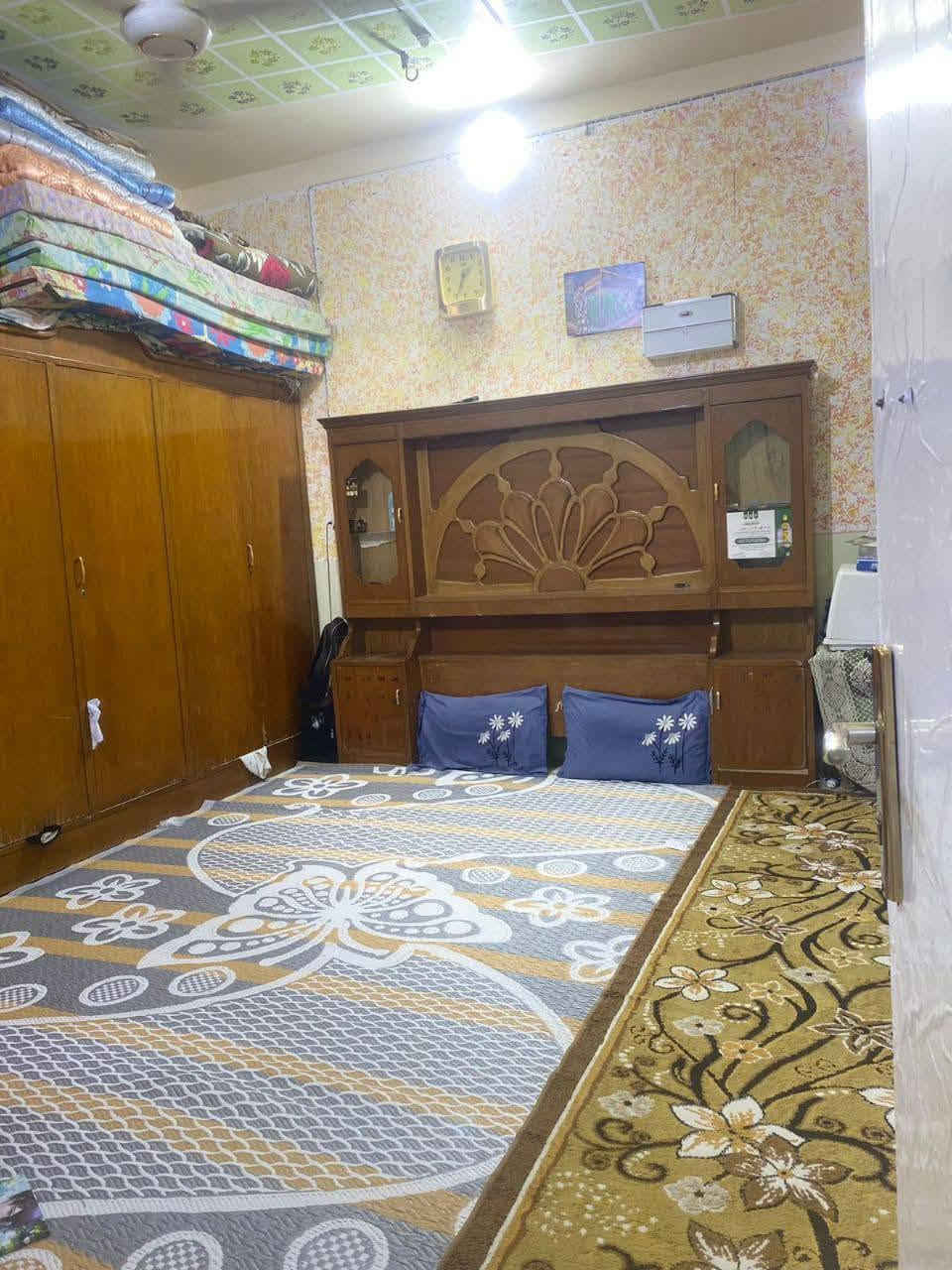 بيت للبيع • حي العباسي • ١٠٠م