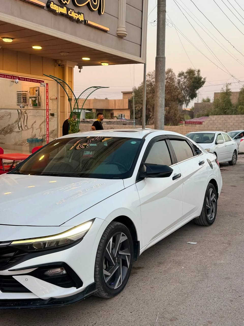 النترا ٢٠٢٤،
محرك ٢٠٠٠ كوري اصلي فول مواصفات 

السيارة جاهزه من كلشي تخم تاير جديد 

تحويل ثاني يوم باسمي 

بيها فقط شبر بل جاملغ لأمامي السيارة نضيفه حيل على وضع الشركه 

سعر السيارة ب١٧٠

للتواصل  ***********

  غير متواجد ع الفيس مكان السيارة تكريت
