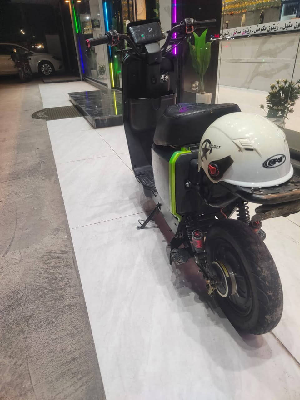 ماطور R7 2024
ملف 1600
سرعه65
5 بطاريات كبير
ويلا كدام وره جديد 
بي ملاحظات بسيطه السعر 225
التواصل خاص أو على الرقم ***********بي واتساب
