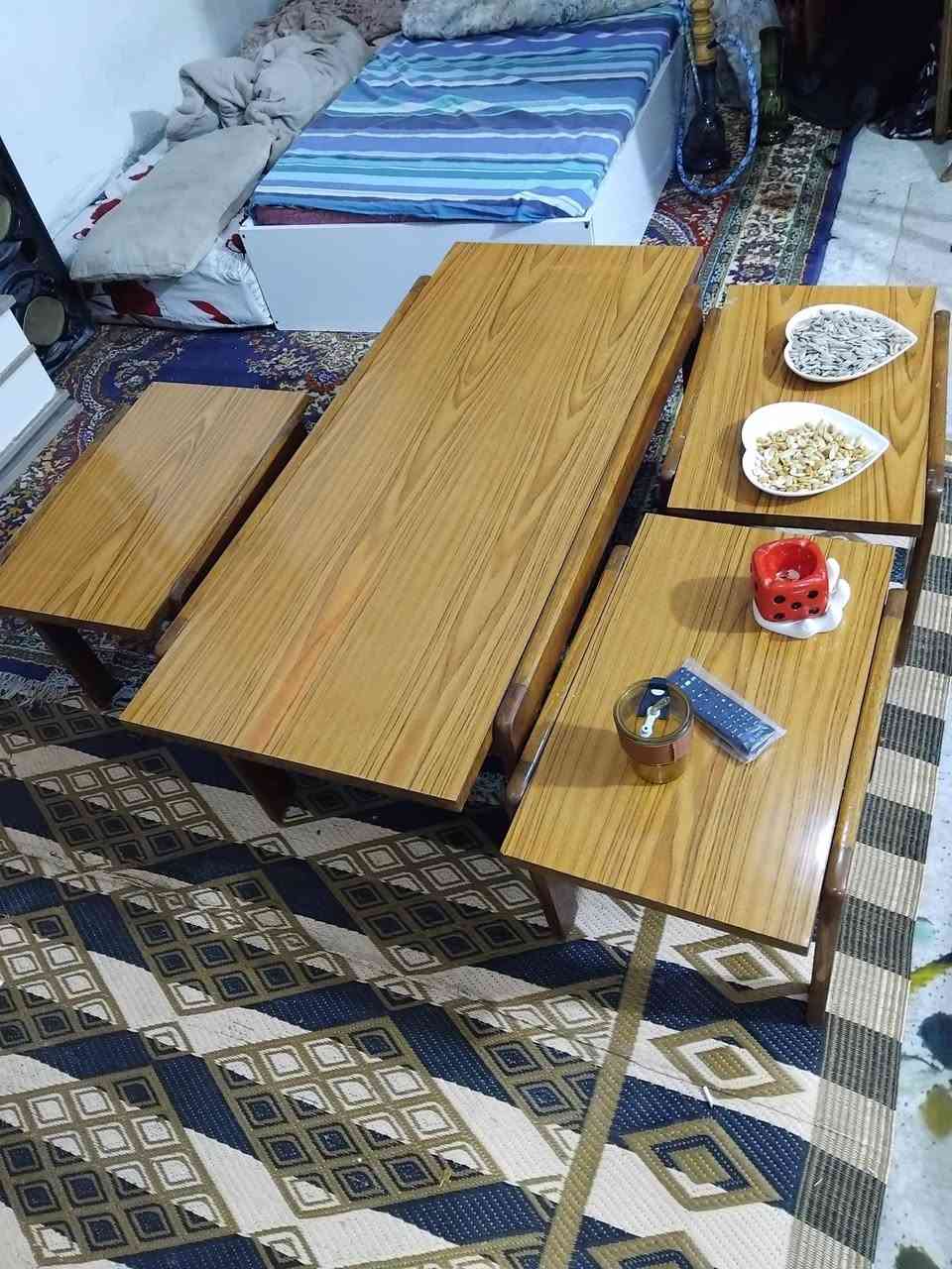 صاج اصلي نضيفات ويلمعن تلاثه عدد صغار واحده كبيره سعر 150 ***********
