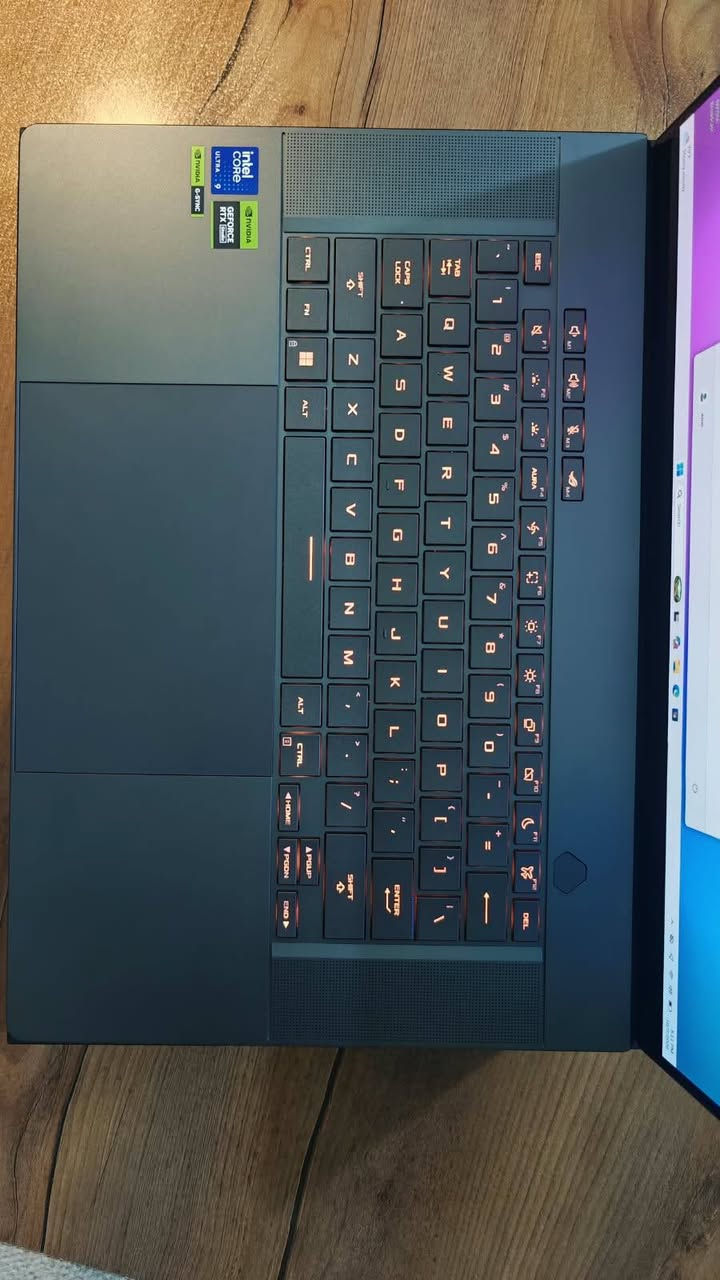 موديل ٢٠٢٤ • RTX 4070 • شاشة ١٦ بوصة OLED