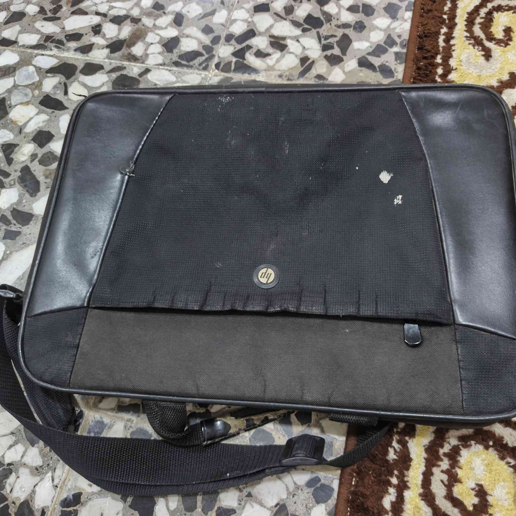 السلام عليكم حاسبة للبيع كلشي مابيهة هية وجنطة مالتهة مكان بابل حلة ابو غرق شراي يتصل ***********
سعر 150 وبيهة مجال
