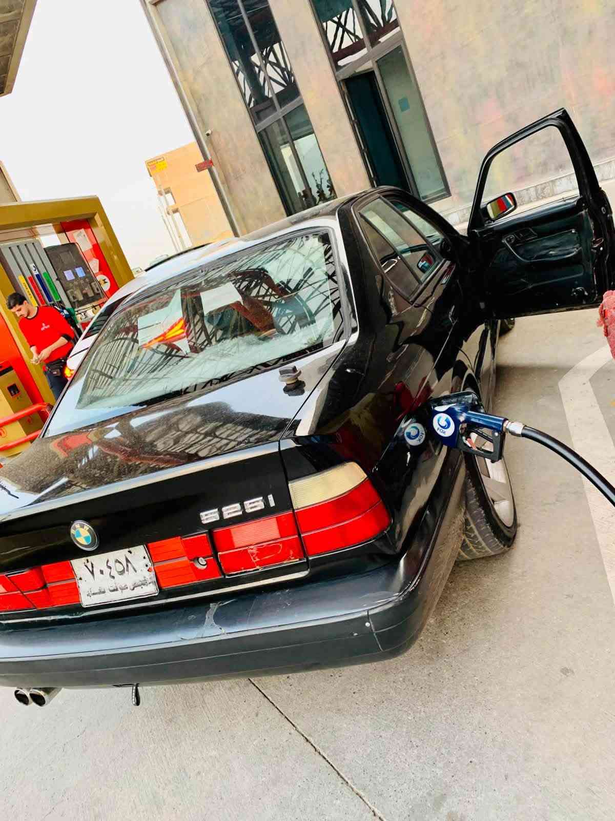 بي ام 525i • اتوماتيك • زينون
