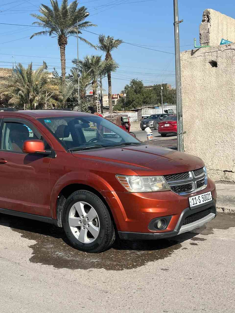 سلام عليكم
دوج جورني 2012 SXT للبيع 
سيارة مكفولة كلين مابيهة حادث بيهة فقط باردات قليلة والبنيد مفتوح فقط لا تبديل ولا صبغ ولا معجون يقرا بالسونر مفتوح اثر تبديل مكينة 
مكينة 3600 وكير وحدادية وتبريد وتخم تاير مكفولات  7 راكب 3 قطع تبريد 
سيارة بصمه تشغل وتشغيل عن بعد وبصمه ابواب وصندوق ، شاشة كامرا تحكم ستيرن ومري دشبول مابي ولا گلوب مشتغل 
مكاني بغداد رقمي *********** بي واتساب هم
