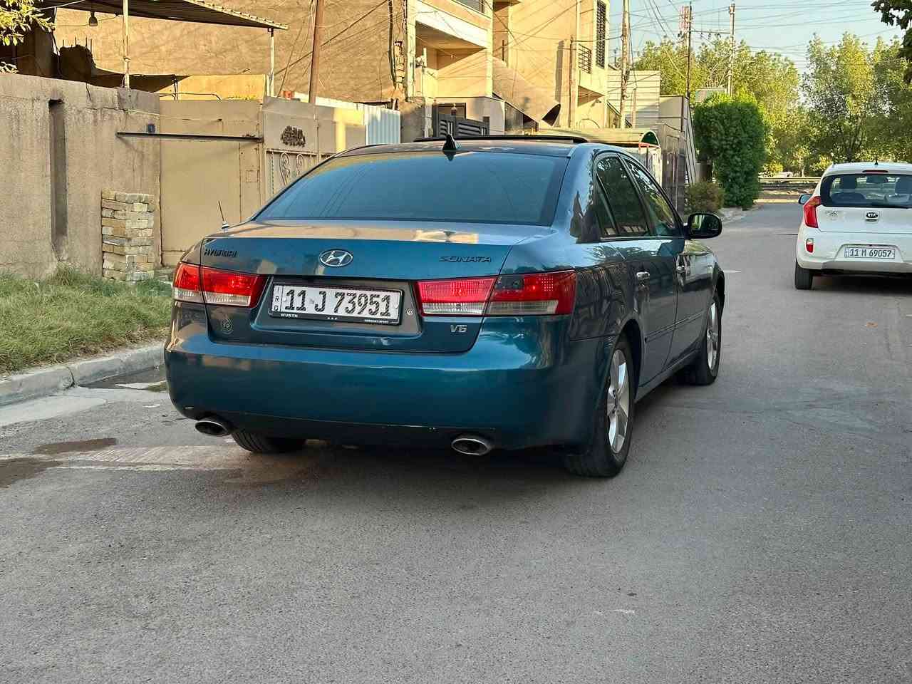 السلام عليكم 
سوناتا 2006
محرك 3300 / v6
بيهة اربع قطعه صبغ ابيع حزام 
بيهة جراد بالكشر موضح بالفديو 
كير مكينه ممتازات
صدر تبريد تخم تاير باتري كله جديد
فتحة سلايد
تحكمات ستيرن 
داخل صاح
كشنات وبطاين السياره نضاف حيل 
بجم كله جديد وزنون 
رقم بغداد الدولي 
السعر 86 وبيهة مجال بسيط 
ترهم مراوس 
مكاني/ بغداد / الدوره / شارع الطعمه
***********
