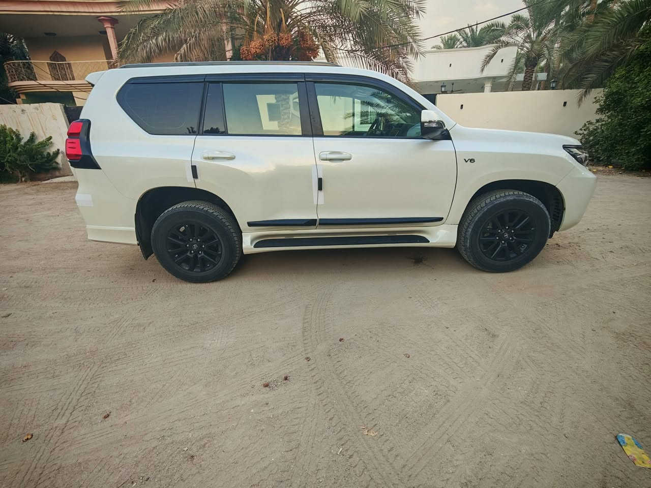 برادو TXL • ٢٠٢١ • ١١٩٠٠٠ كم
